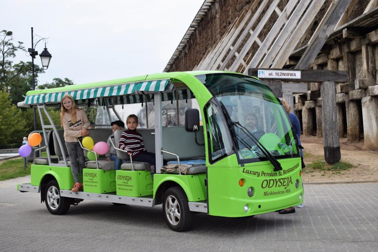 שיצ'וצ'ינק Boutique Odyseja & Spa מראה חיצוני תמונה The Odisey electric shuttle bus