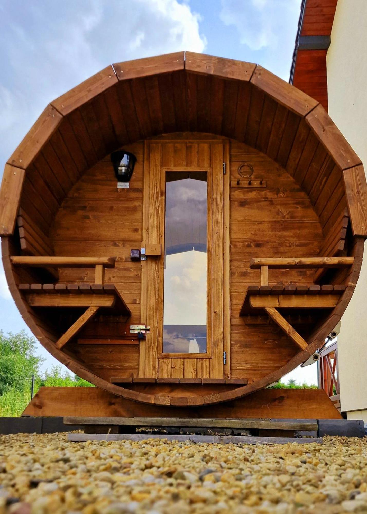 שיצ'וצ'ינק Boutique Odyseja & Spa מראה חיצוני תמונה Barrel sauna