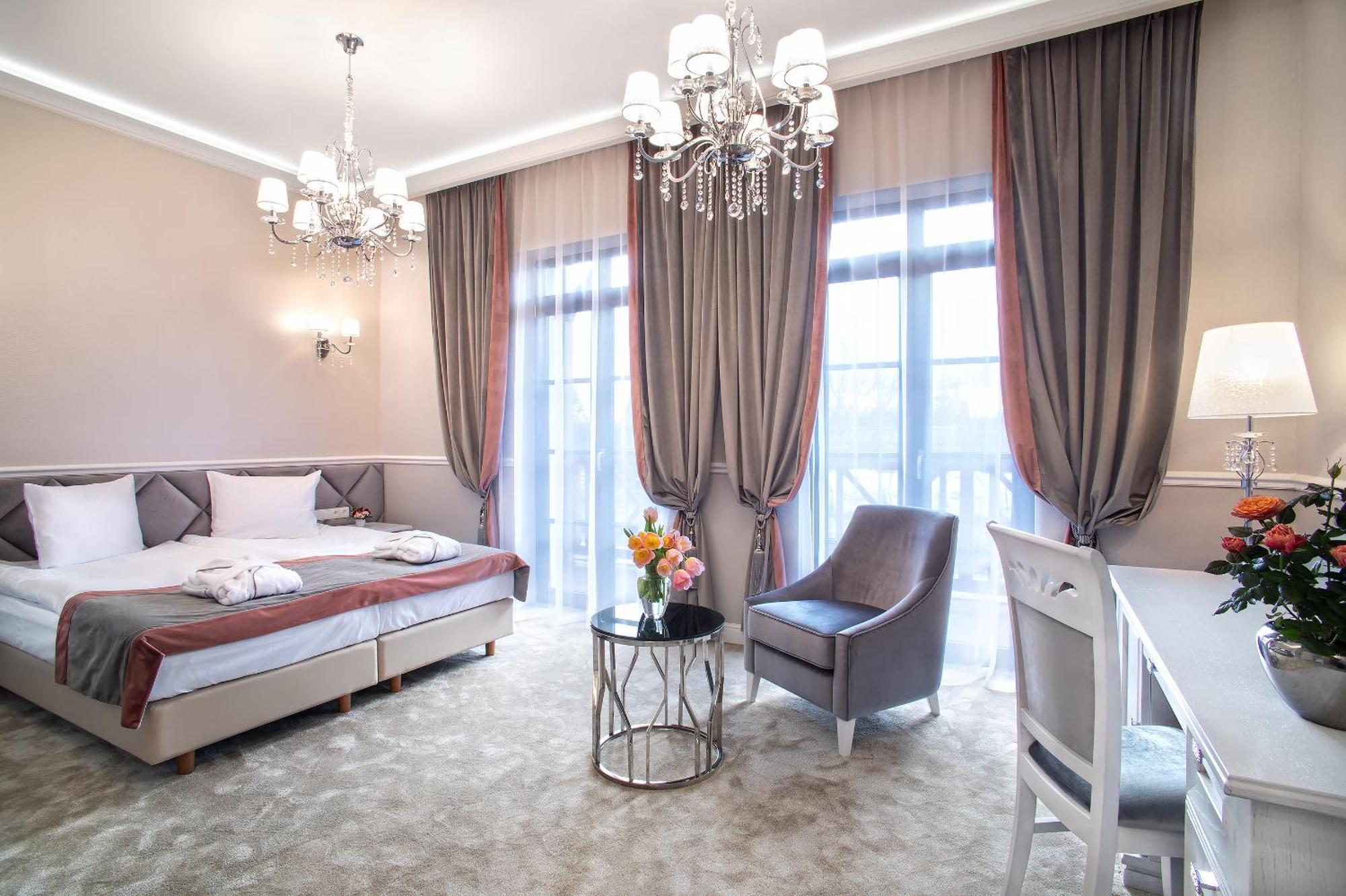שיצ'וצ'ינק Boutique Odyseja & Spa מראה חיצוני תמונה A room at the hotel