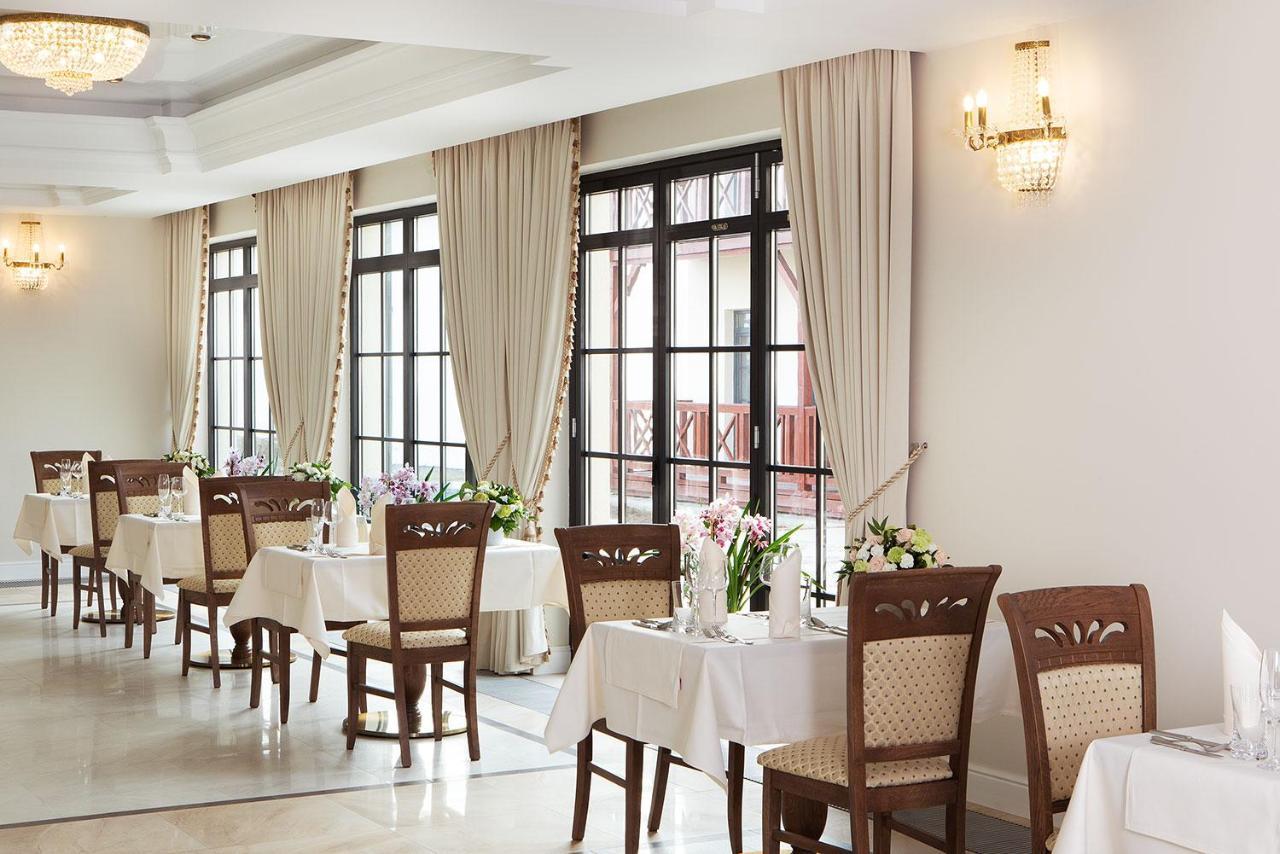 שיצ'וצ'ינק Boutique Odyseja & Spa מראה חיצוני תמונה Restaurant