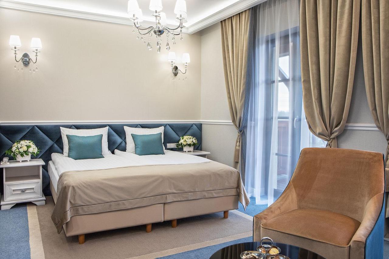 שיצ'וצ'ינק Boutique Odyseja & Spa מראה חיצוני תמונה A room at the hotel